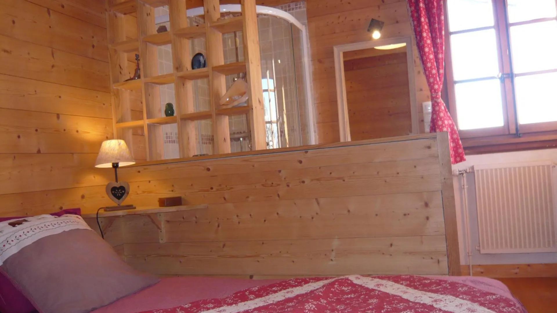 Apartment Appartement Dans Chalet Jardin Et Jacuzzi Saint-Jean-de-Sixt